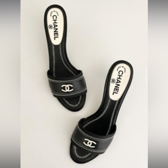 Chanel CC logo kitten heels - Picture 3 of 9